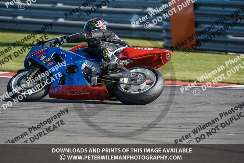 donington no limits trackday;donington park photographs;donington trackday photographs;no limits trackdays;peter wileman photography;trackday digital images;trackday photos